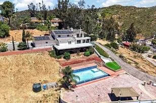 1710 Lotus Ln, El Cajon, CA 92021 - Photo 9