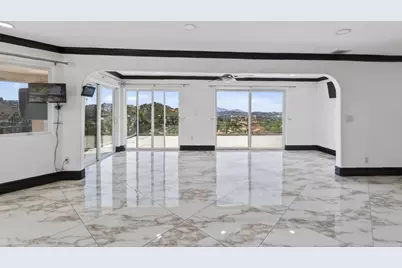 1710 Lotus Lane, El Cajon, CA 92021 - Photo 17