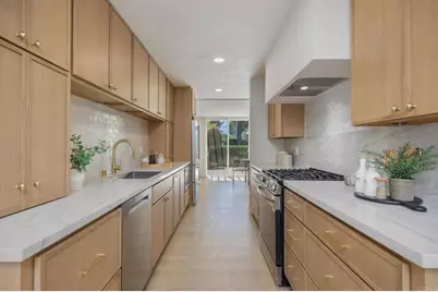 4162 Racquet Club Dr, Huntington Beach, CA 92649 - Photo 11