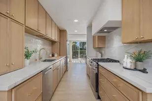 4162 Racquet Club Dr, Huntington Beach, CA 92649 - Photo 11