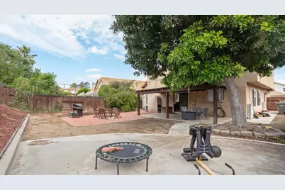 39701 Kilkare Circle, Murrieta, CA 92562 - Photo 21