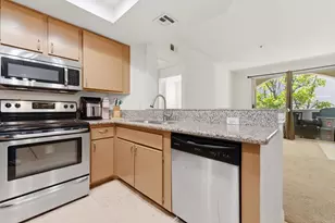 680 Camino De La Reina, San Diego, CA 92108 - Photo 1