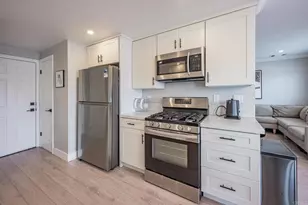 320 Grapevine Road, Vista, CA 92083 - Photo 5