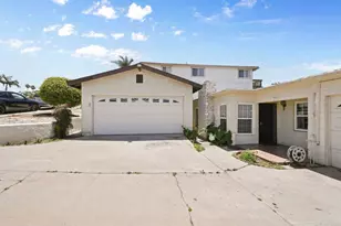 2436-38 Reo Dr, San Diego, CA 92139 - Photo 3