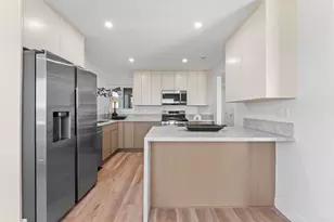 6409 Goodwin St, San Diego, CA 92111 - Photo 11