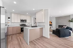 6409 Goodwin St, San Diego, CA 92111 - Photo 7