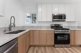6409 Goodwin St, San Diego, CA 92111 - Photo 7
