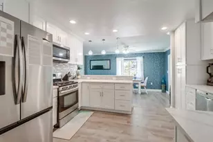 5468 Princess View Pl, San Diego, CA 92120 - Photo 17