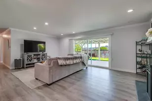 5468 Princess View Pl, San Diego, CA 92120 - Photo 9