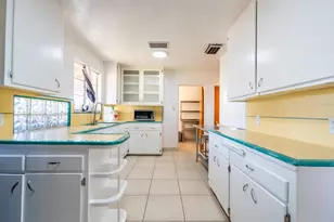 225 W Legion Rd, Brawley, CA 92227 - Photo 9