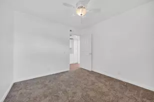 6050 Henderson Dr, La Mesa, CA 91942 - Photo 15