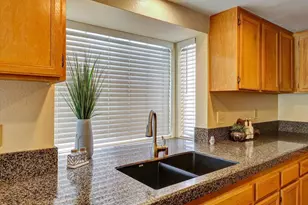 1225 Brewley Ln, Vista, CA 92081 - Photo 17