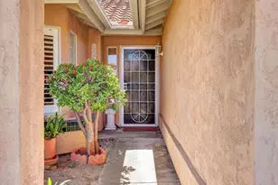 1225 Brewley Ln, Vista, CA 92081 - Photo 7