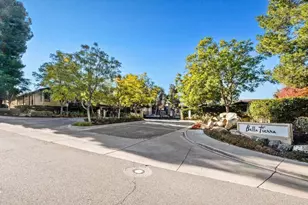 25551 Indian Hill Ln, Laguna Hills, CA 92653 - Photo 33