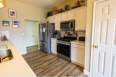 1462 Chimney Way, Lemoore, CA 93245 - Photo 19