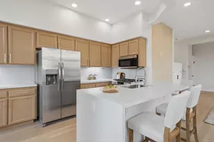 7553 Hazard Center Dr, San Diego, CA 92108 - Photo 9