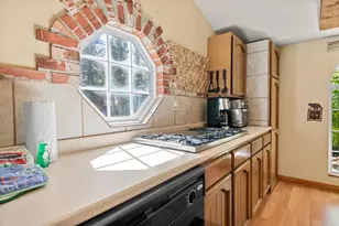 44644 Barton Ln, Sugarloaf, CA 92386 - Photo 9