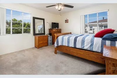 2726 Comstock St, San Diego, CA 92111 - Photo 15