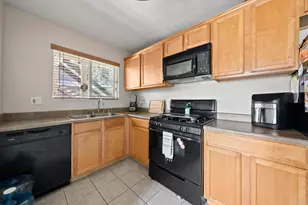 320 J Ave, National City, CA 91950 - Photo 5