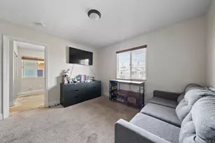 320 J Ave, National City, CA 91950 - Photo 3