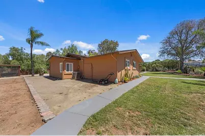 30265 Miller Road, Valley Center, CA 92082 - Photo 45