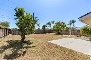8243 Blue Lake Dr, San Diego, CA 92119 - Photo 17
