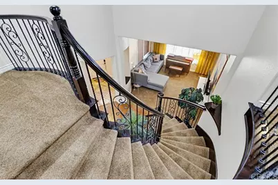 810 Scenic Terrace Pl, Chula Vista, CA 91914 - Photo 19