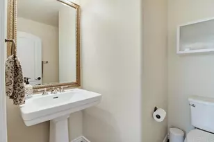 810 Scenic Terrace Pl, Chula Vista, CA 91914 - Photo 13
