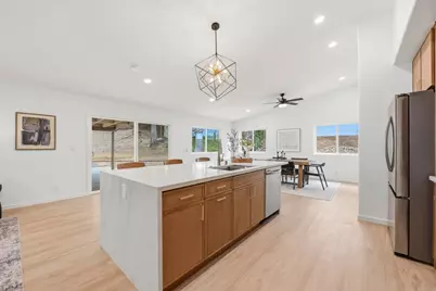 5240 Jack Pine Ct, Oceanside, CA 92056 - Photo 7