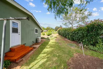 2091 Warmlands Ave, Vista, CA 92084 - Photo 37