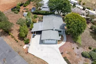 2091 Warmlands Ave, Vista, CA 92084 - Photo 3
