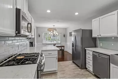 9535 Lakeview Drive, La Mesa, CA 91942 - Photo 9