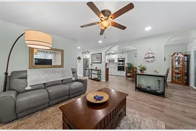 1640 Maple Drive #16, Chula Vista, CA 91911 - Photo 11