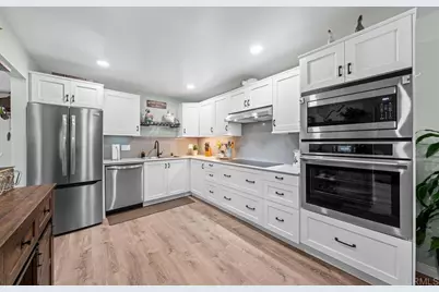 1640 Maple Drive #16, Chula Vista, CA 91911 - Photo 3