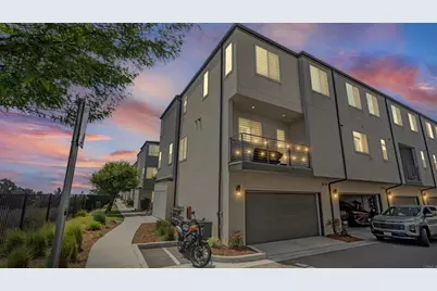 5272 Beachfront Cove St #225, San Diego, CA 92154 - Photo 3