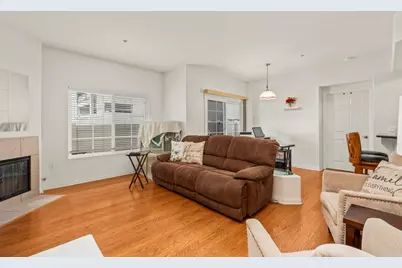 2715 Lake Pointe Drive #116, Spring Valley, CA 91977 - Photo 7