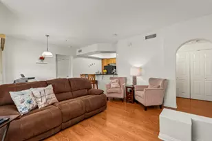 2715 Lake Pointe Dr, Spring Valley, CA 91977 - Photo 9