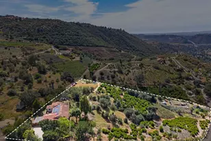 9549 Vista Aleta, Valley Center, CA 92082 - Photo 9