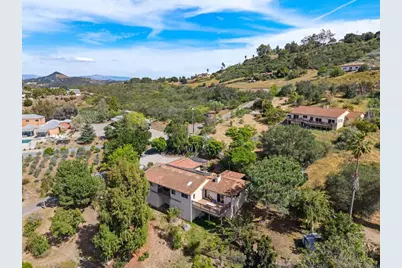 9549 Vista Aleta, Valley Center, CA 92082 - Photo 7