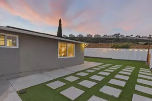 9854 Ivanho St, Spring Valley, CA 91977 - Photo 19