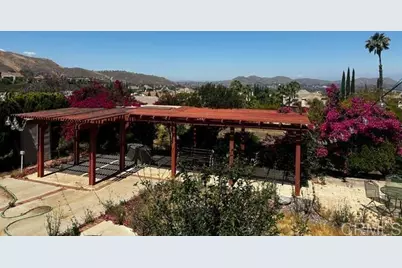10791 Orchard View Ln, Riverside, CA 92503 - Photo 5