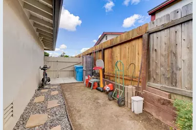 8373 Lake Baca Drive, San Diego, CA 92119 - Photo 25