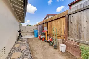 8373 Lake Baca Dr, San Diego, CA 92119 - Photo 23