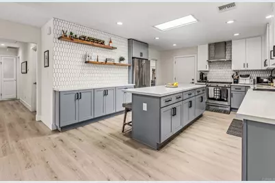 3851 Curtis Street, San Diego, CA 92110 - Photo 11