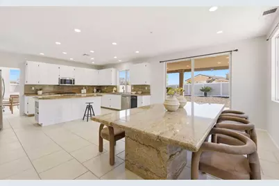 9910 Mollie Lane, Santee, CA 92071 - Photo 15