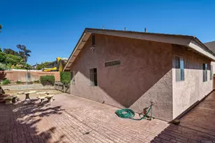 205 Camino Entrada, Chula Vista, CA 91910 - Photo 33