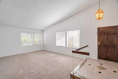 205 Camino Entrada, Chula Vista, CA 91910 - Photo 5