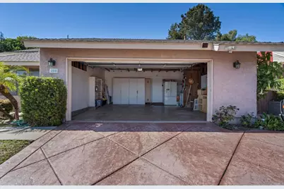 205 Camino Entrada, Chula Vista, CA 91910 - Photo 37