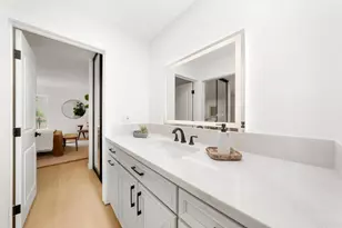 1855 Diamond St, San Diego, CA 92109 - Photo 17