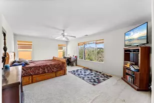10266 Spruce Woodlands Way Way, Escondido, CA 92026 - Photo 19